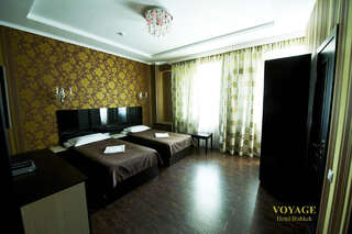 Отель Отель Вояж Бишкек Двухместный номер «Комфорт» с 2 отдельными кроватями-3
